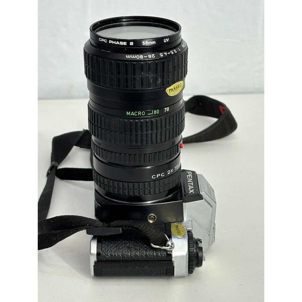 Pentax Program Plus 35mm SLR Camera With Zoom 28-80mm f/3.5-4.5 Lens Vintage 90s
